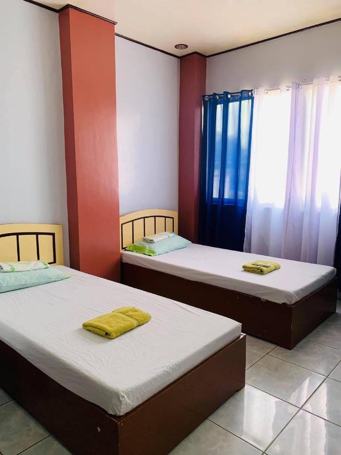 Teofila Pension Puerto Princesa Bagian luar foto