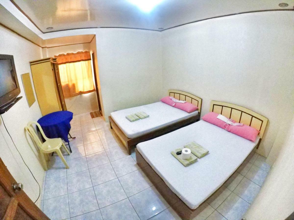 Teofila Pension Puerto Princesa Bagian luar foto