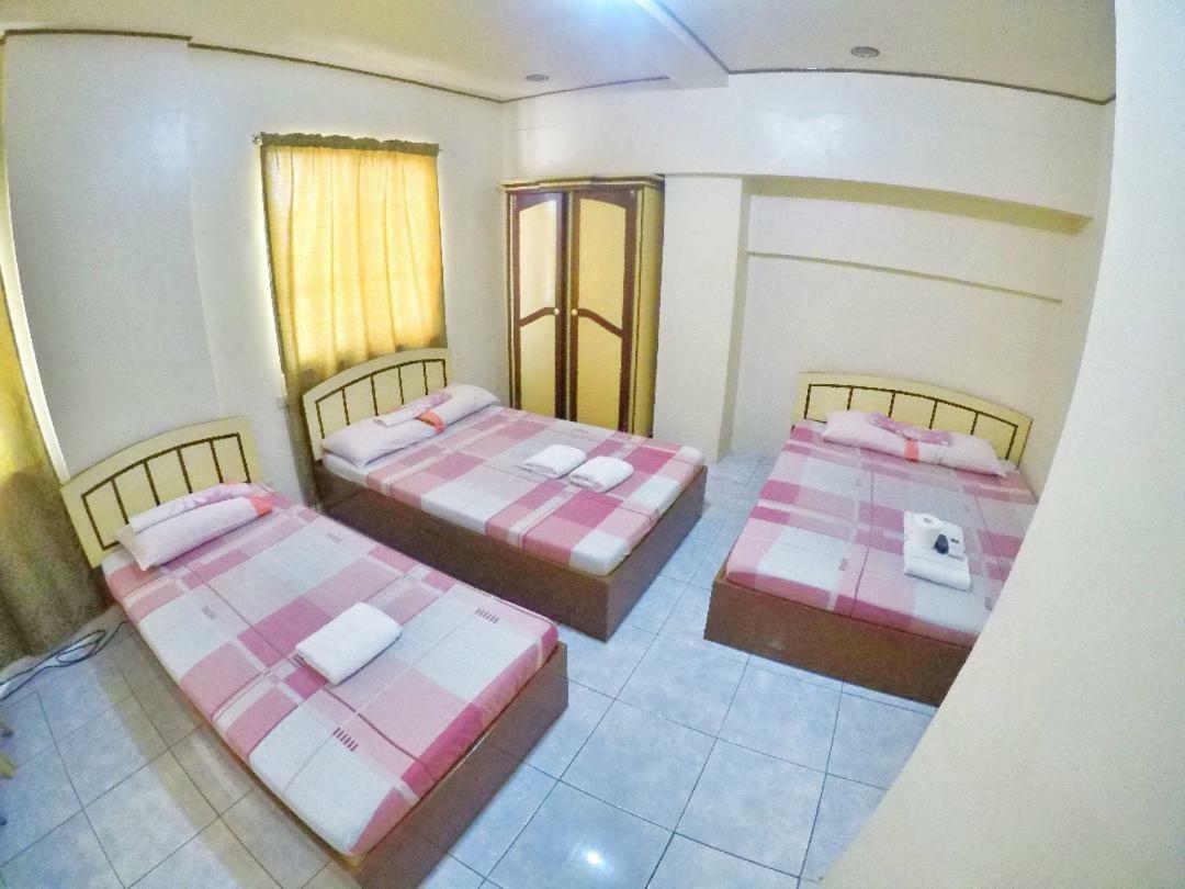 Teofila Pension Puerto Princesa Bagian luar foto